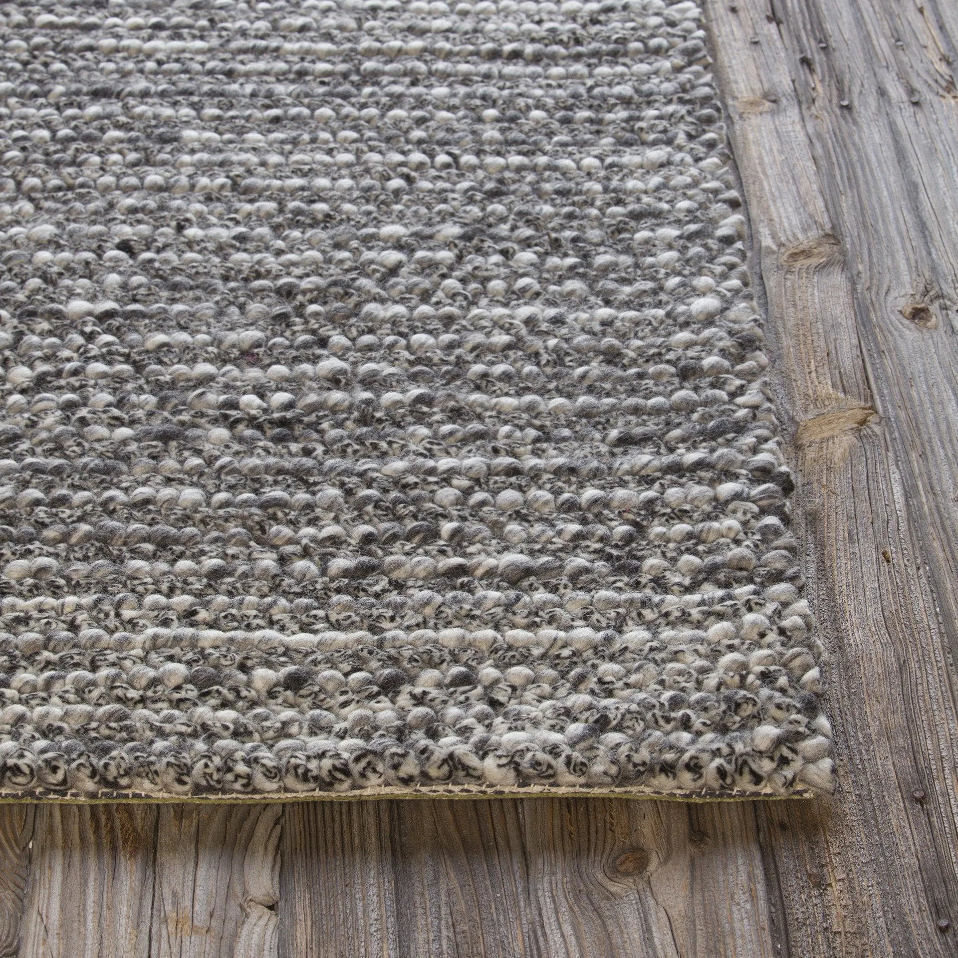 Anni Collection Hand-Woven Area Rug