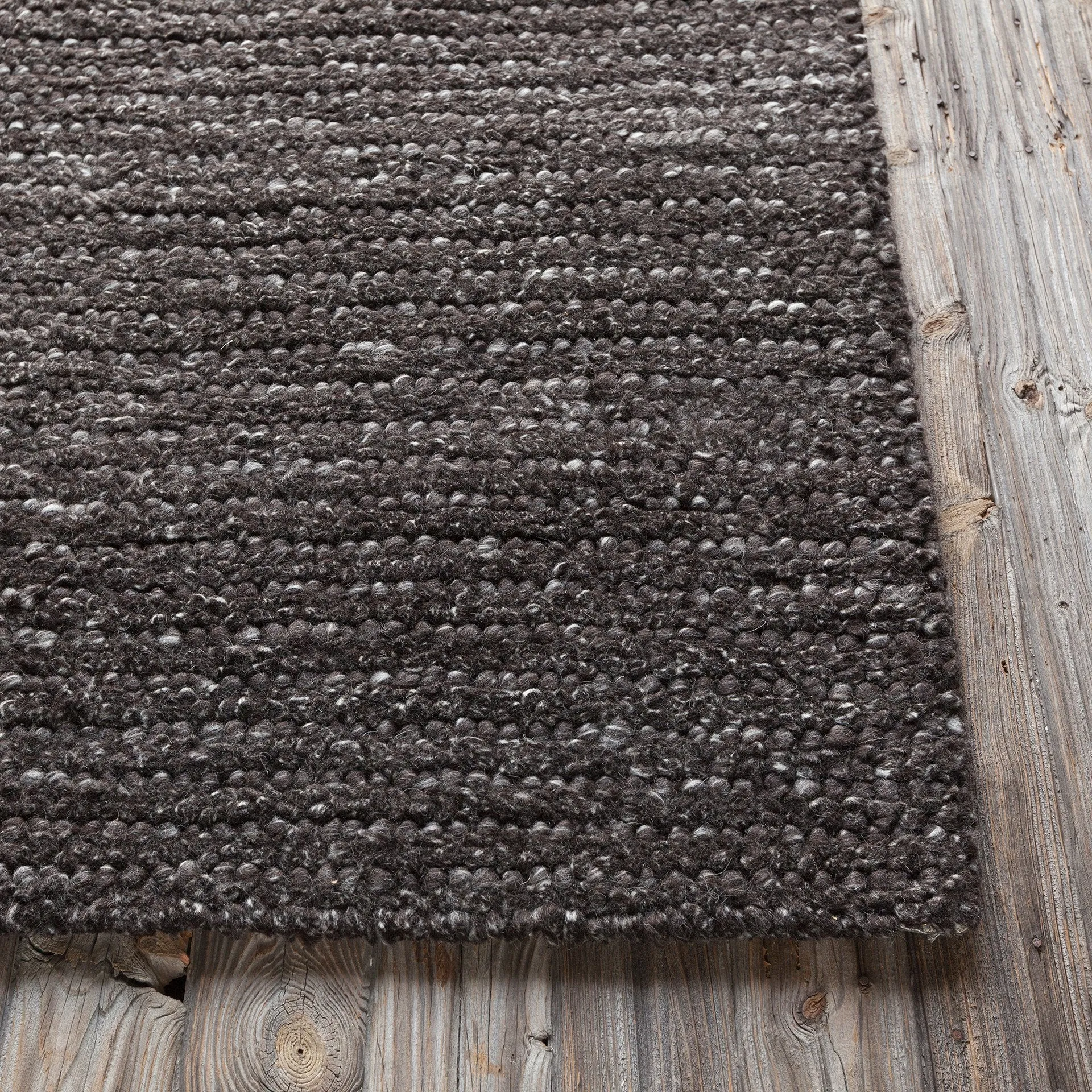 Anni Collection Hand-Woven Area Rug