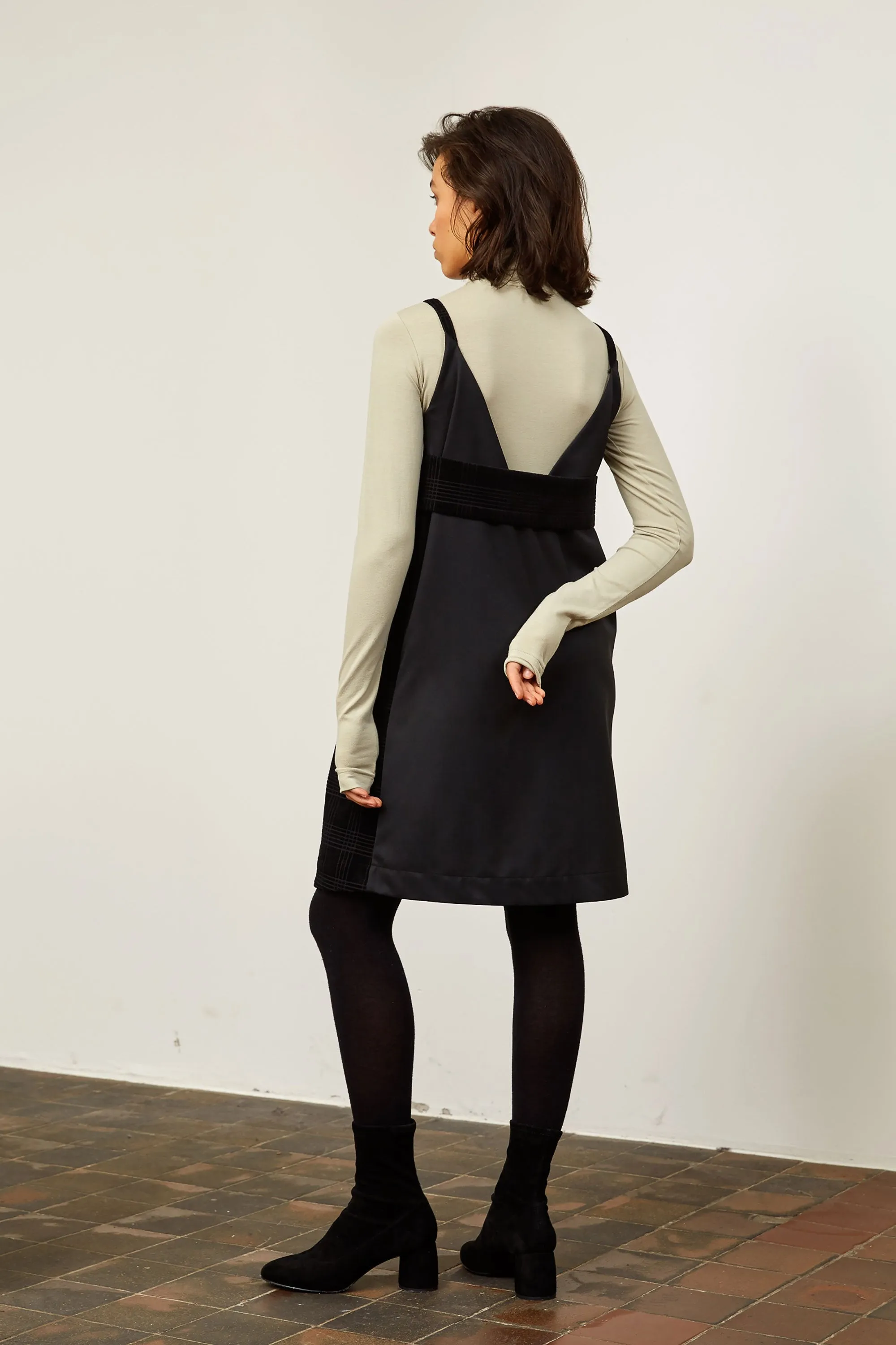 babett corduroy dress black <br> by Frisur