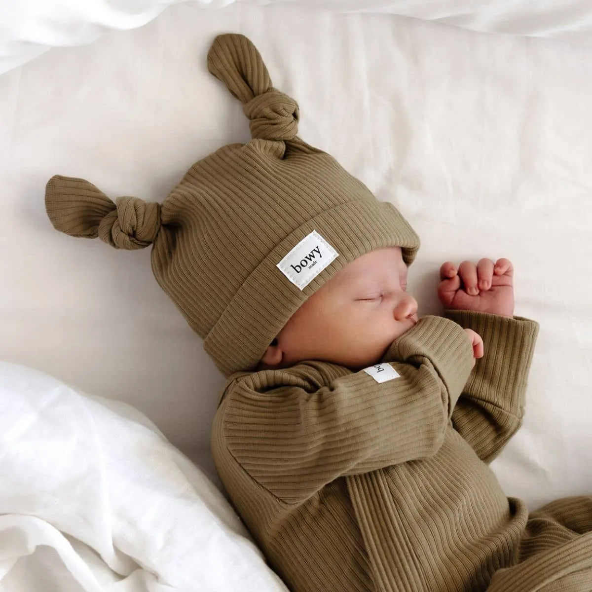 Bowy Made Double Knot Beanie - Olive