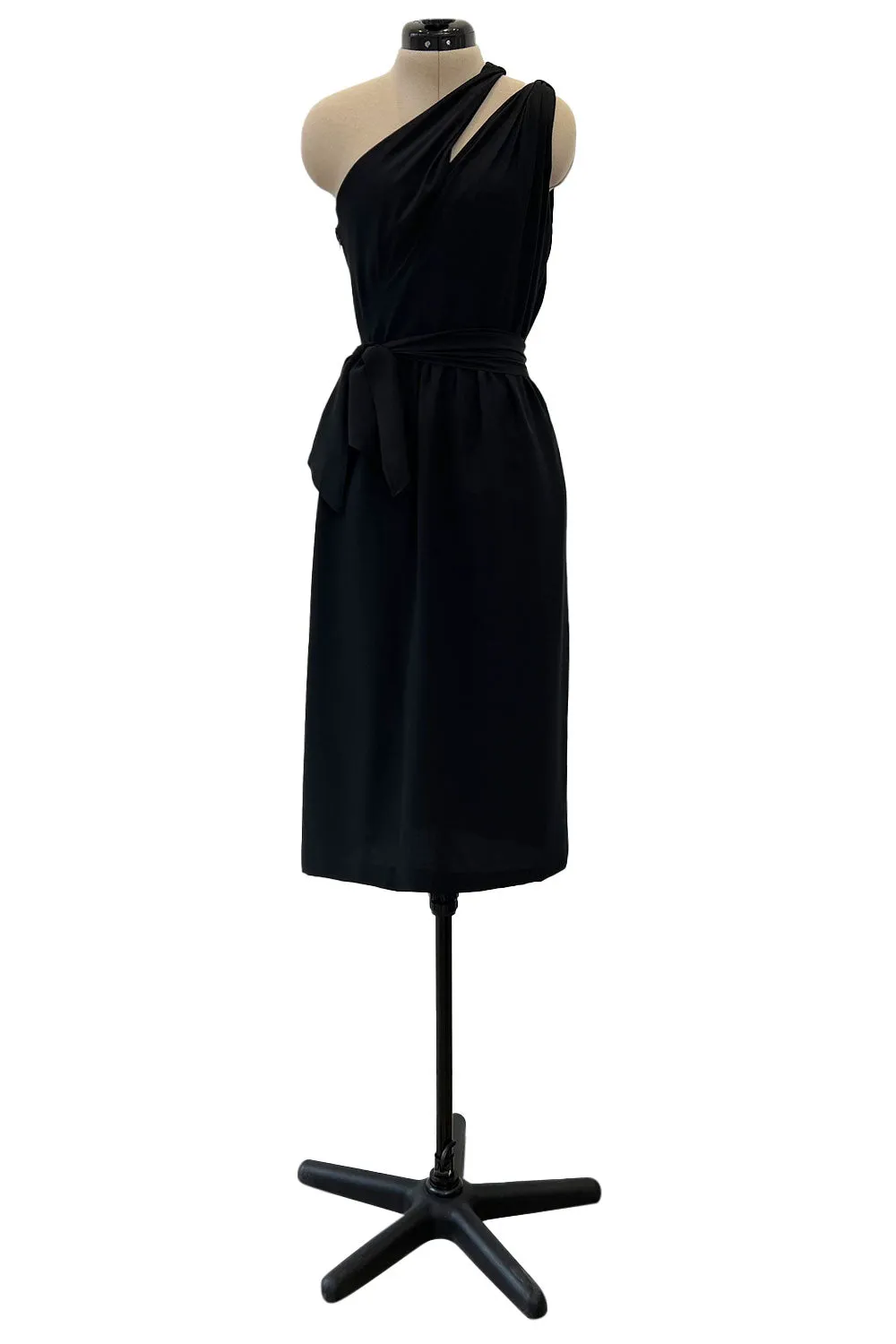 Chic 1970s Bill Blass One Shoulder Cut Out Little Black Light Weight Silk Dress w Silk Sash Tie