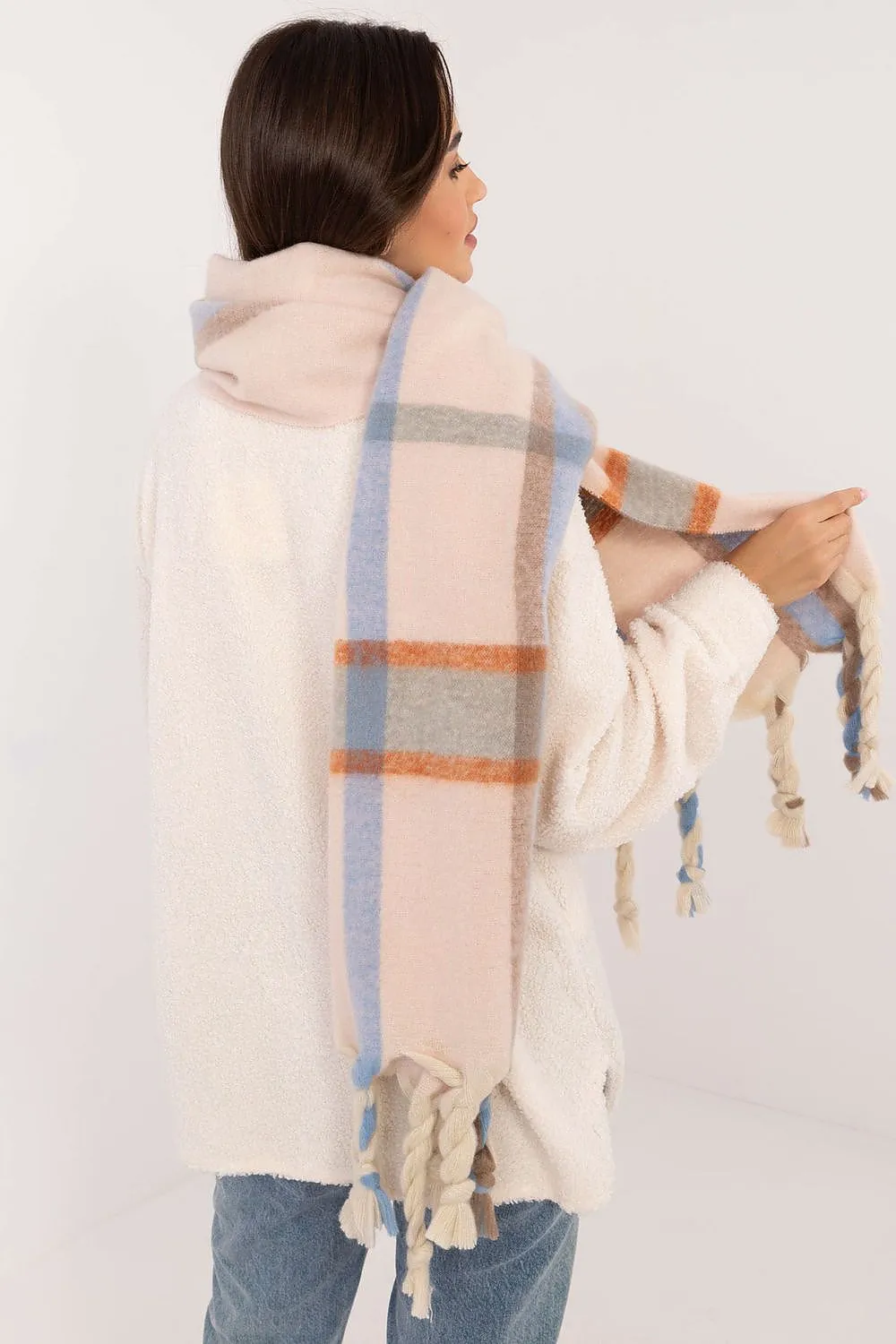 Elegant Women’s Scarf