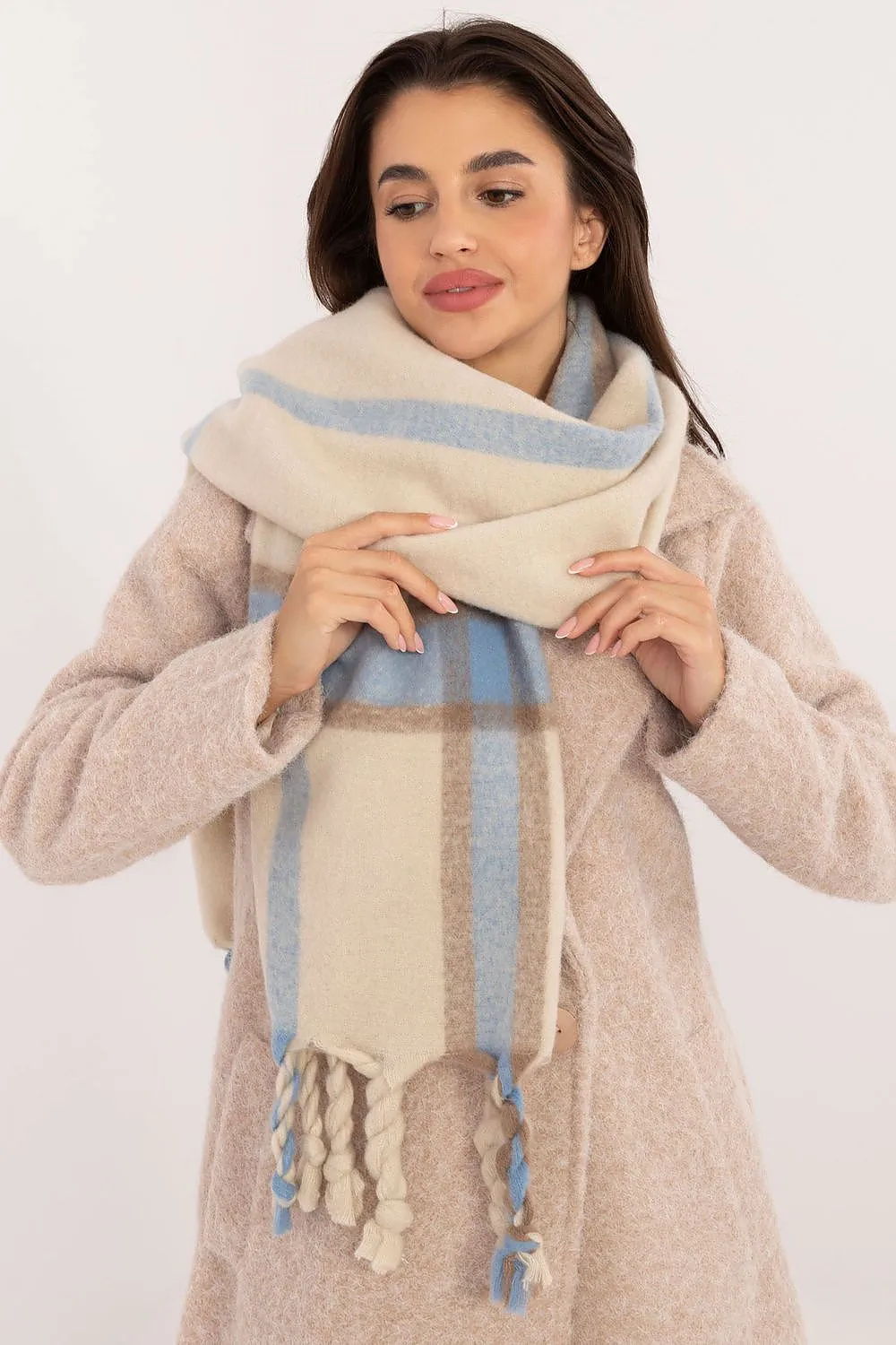 Elegant Women’s Scarf