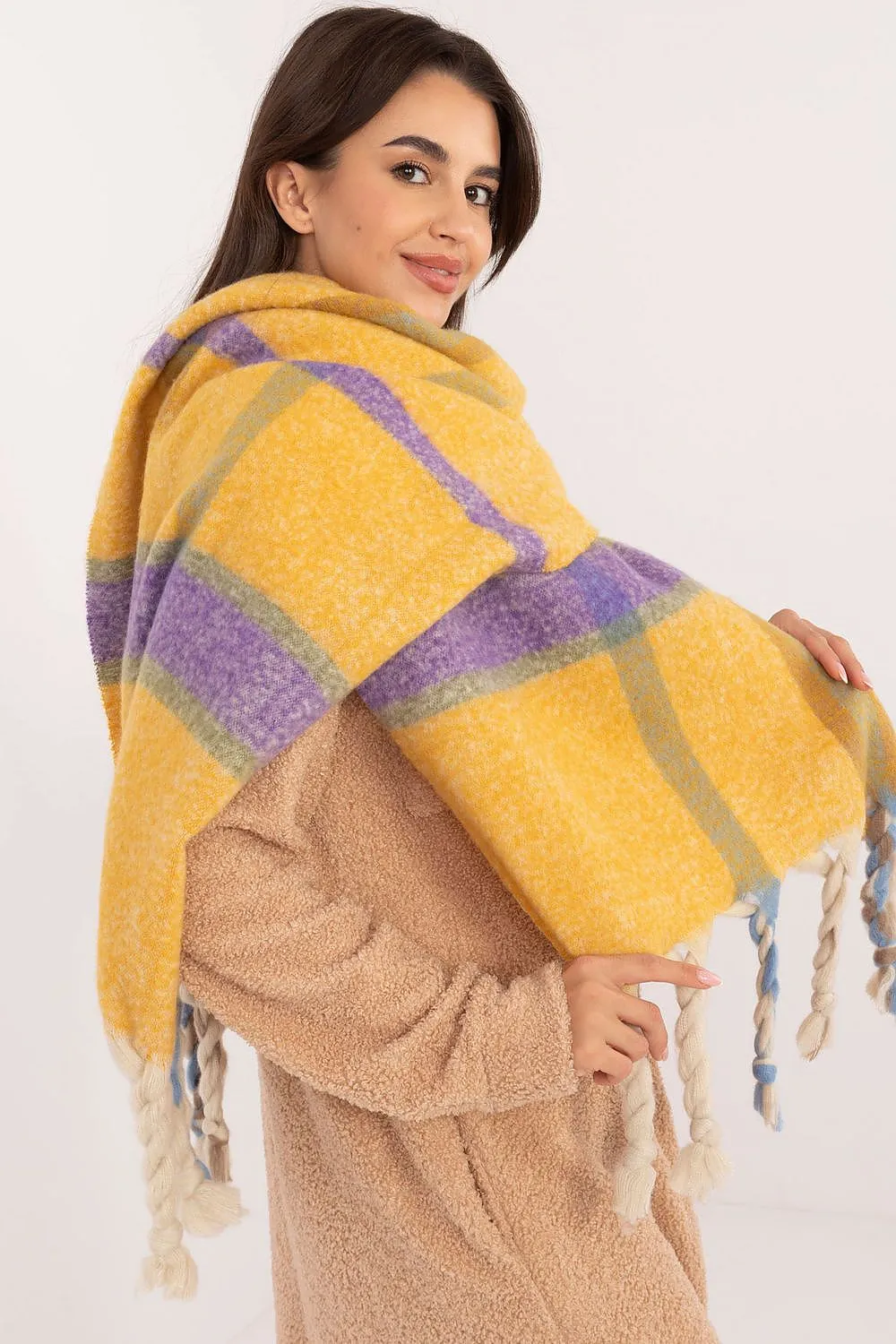 Elegant Women’s Scarf