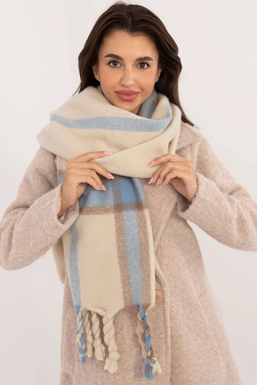 Elegant Women’s Scarf