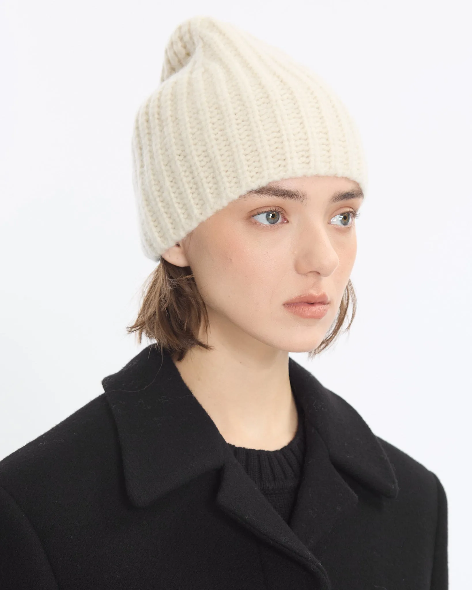 Isty Beanie
