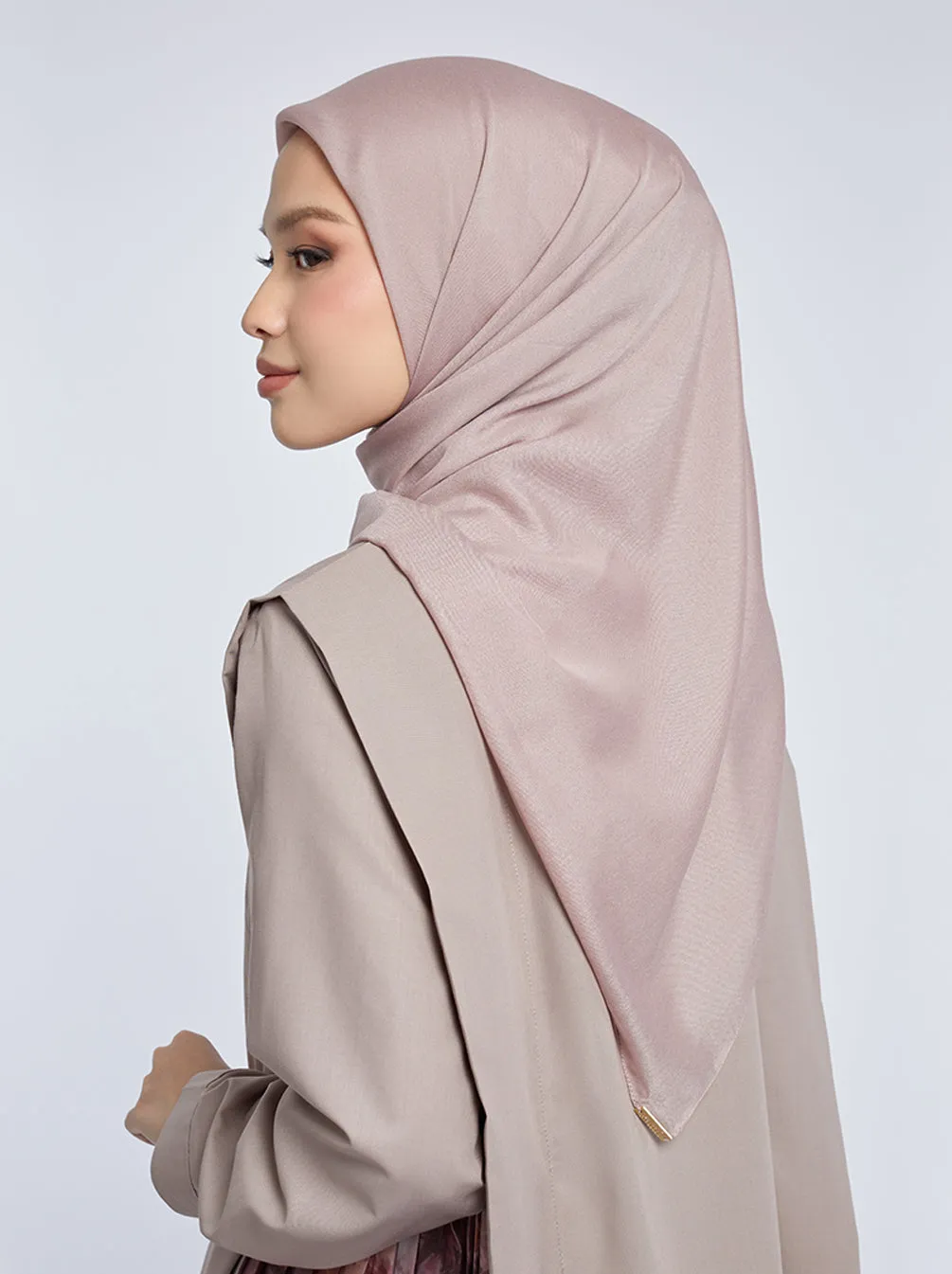 LIGHT VOILE SCARF PLAIN WARM TAUPE